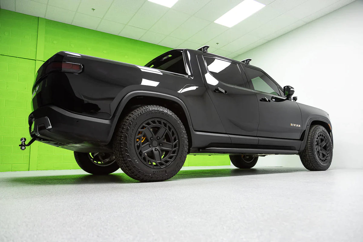 RIVIAN R1T / R1S RMAXX ROCK SLIDERS WITH INSTALL