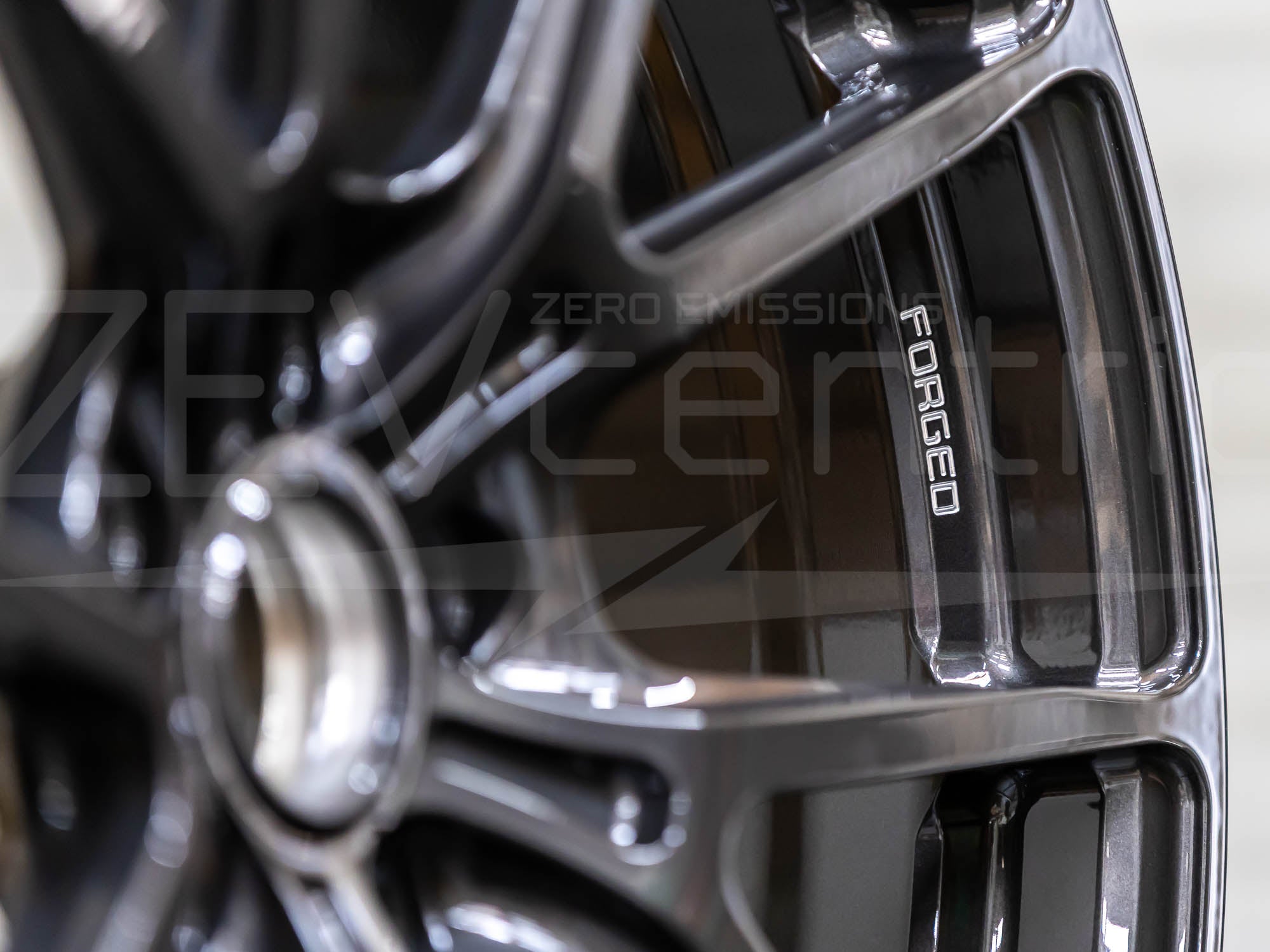 Titan7 T-P5 Tesla TM3/Y 18"(Set of four) Advance Dark Gunmetal