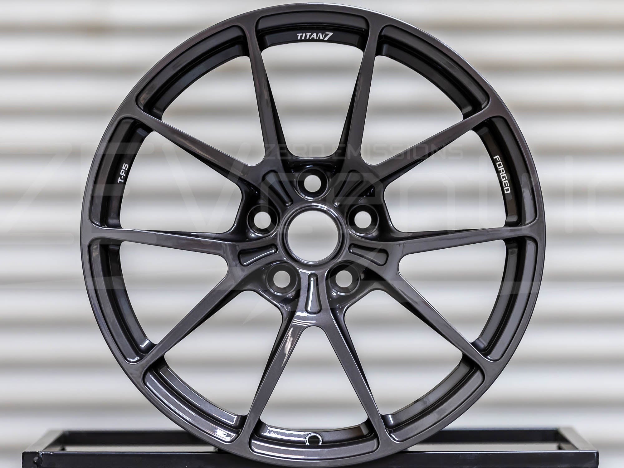 Titan7 T-P5 Tesla TM3/Y 18"(Set of four) Advance Dark Gunmetal