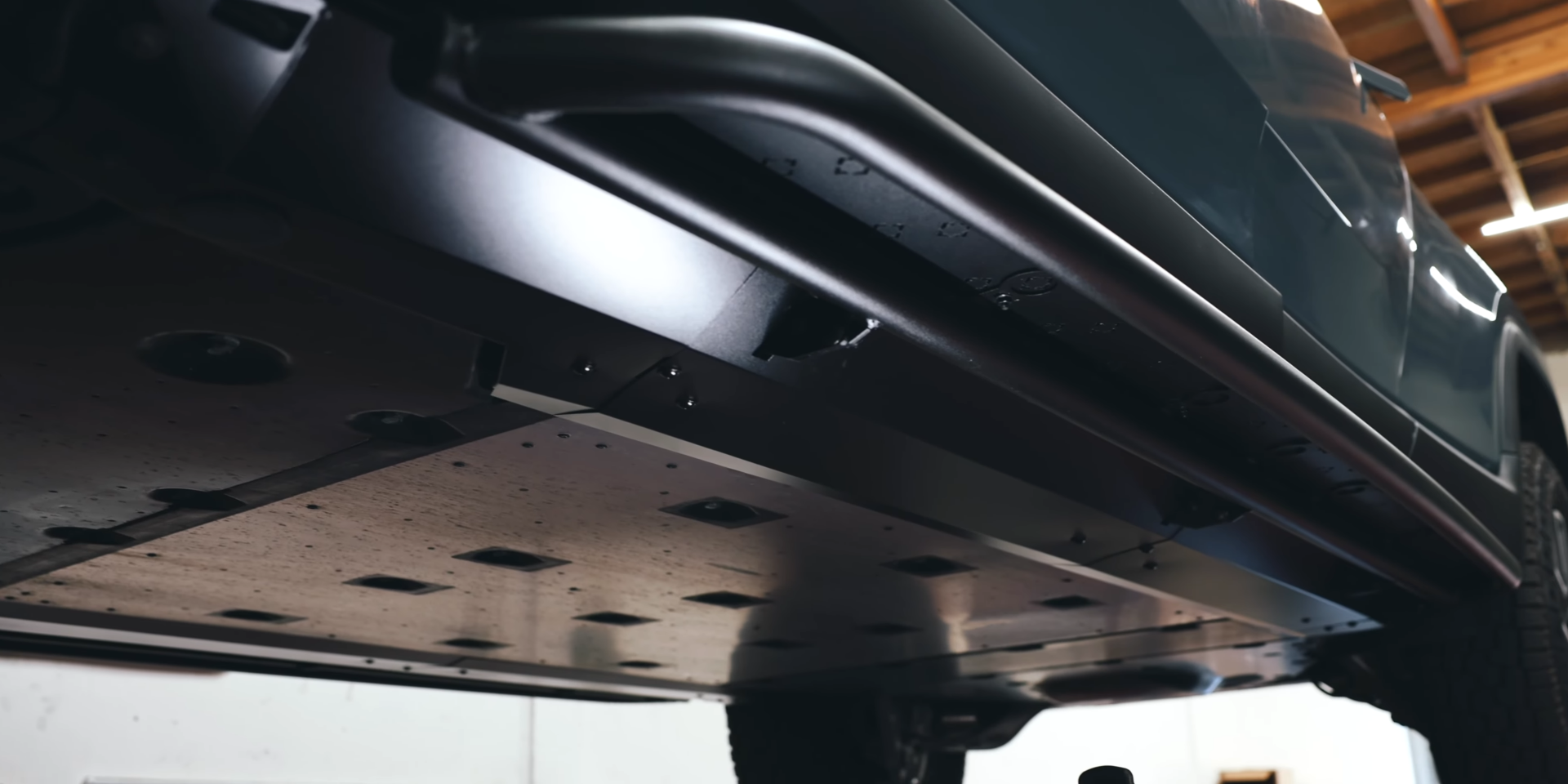 RIVIAN R1 RMAXX RUNNING BOARDS WITH INSTALL