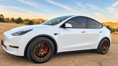 ASPIRA AF-M 18-inch Dark Bronze wheels on white Tesla Model Y