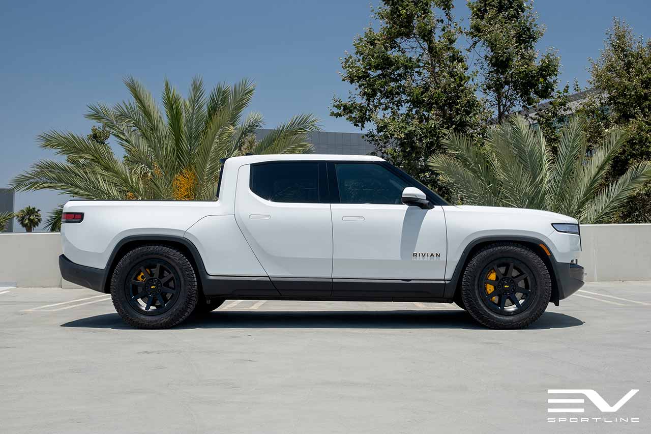 Team 1EV  - Rivian R1T/R1S R800 Compass 20" Flow Forged Wheels