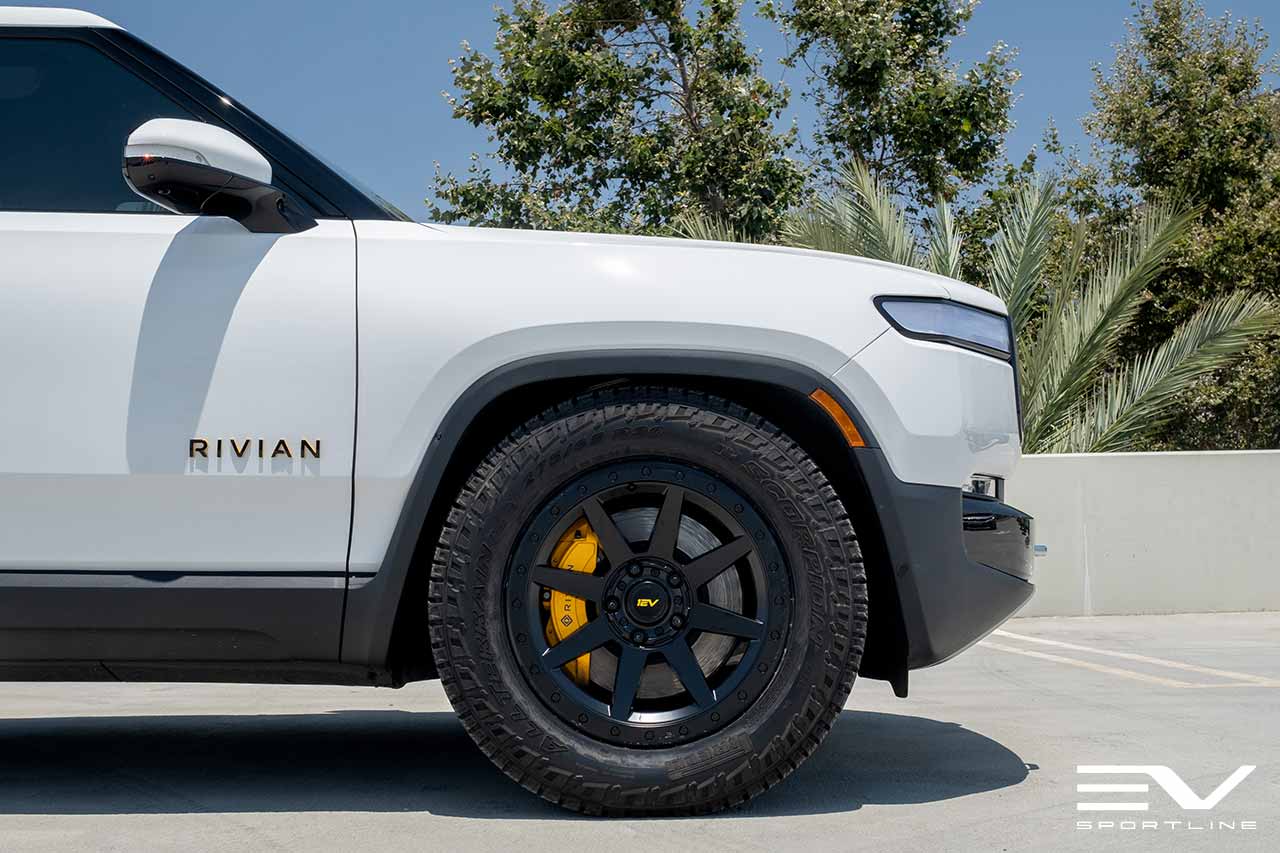 Team 1EV  - Rivian R1T/R1S R800 Compass 20" Flow Forged Wheels