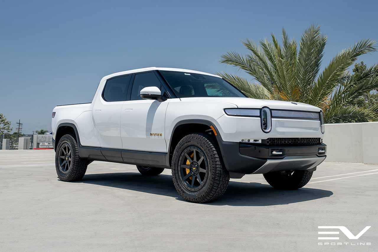 Team 1EV  - Rivian R1T/R1S R800 Compass 20" Flow Forged Wheels