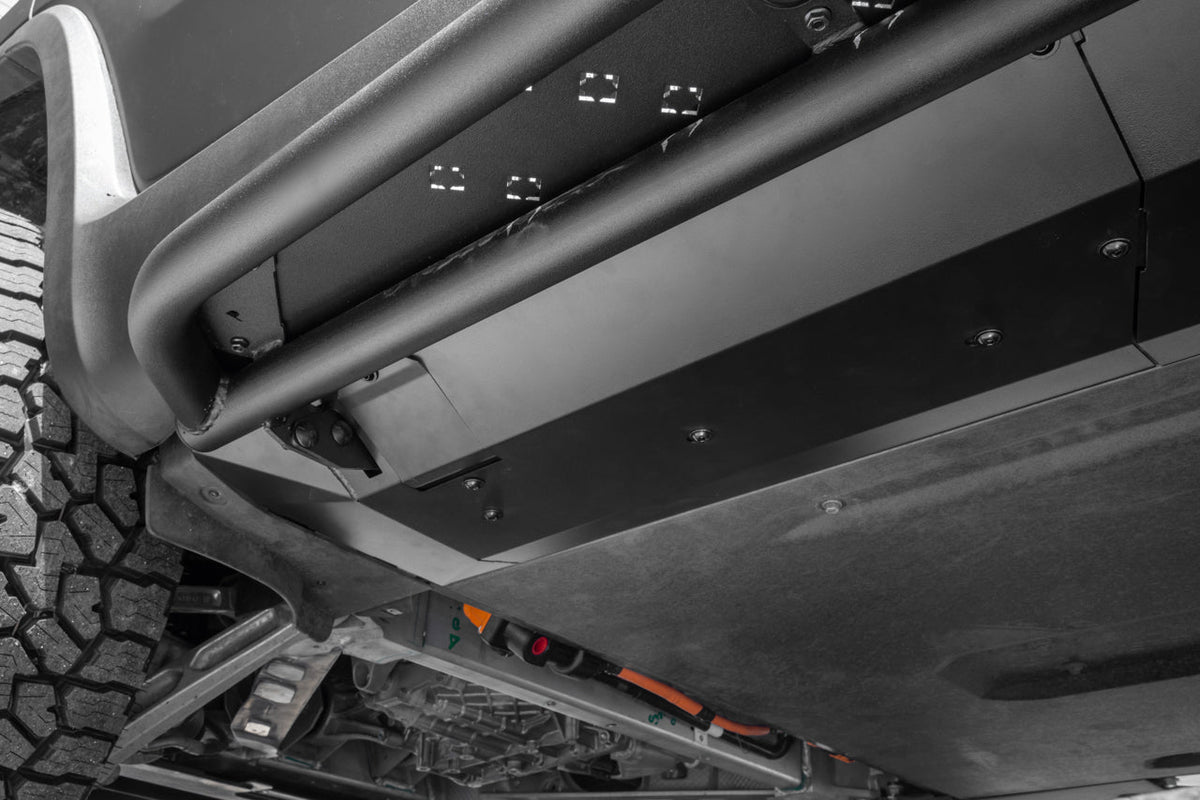 Team 1EV RMaxx Running Board Aero Cover Plates for Rivian R1S